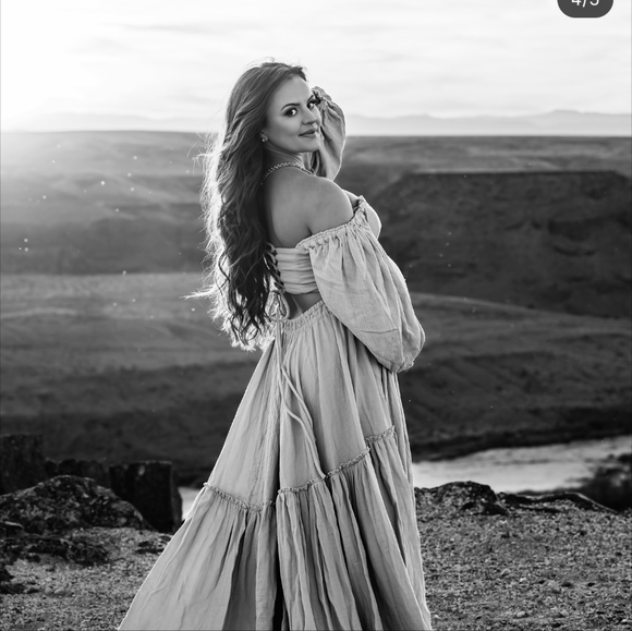 Boho Chic Off-Shoulder Skirt Set - Picture 5 of 12